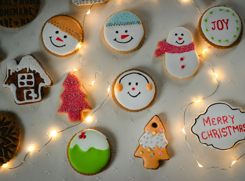 Repostería con harina casera, Brownies, galletas y dulces para Navidad.