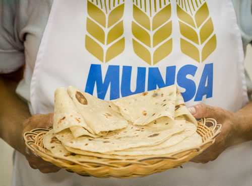 Elaboración de las mejores tortillas de harina del mundo hechas con harina de trigo extrafina Cajeme de Munsa Molinos.